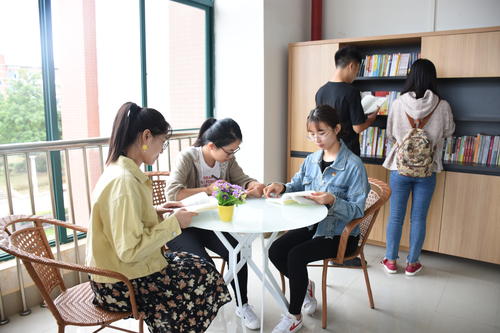 自考报考先选专业还是学校更好  